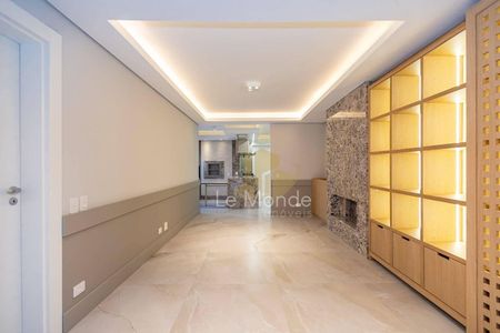 10_photo/94dce383df.8a00a68238a6a06b-ATLAS-c360c80e-14ef-454d-b9a7-8f0ad0007ee2.jpg de apartamento para alugar com 4 quartos, 186m² em Batel, Curitiba