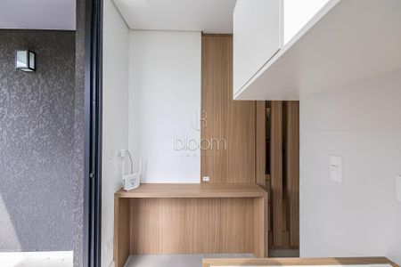 6_photo/94dce38415.0bfe9c0dd43c97cf-ATLAS-38c91d15-e05e-4c8a-a39e-56d43224f609.jpg de apartamento à venda com 1 quarto, 23m² em Batel, Curitiba