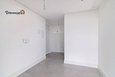 10_photo/94dce38415.5e76a6bf1bd3c8a9-ATLAS-607b0f03-2f50-42c0-8288-c44869a5de2d.jpg de kitnet/studio à venda com 1 quarto, 21m² em Batel, Curitiba