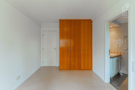 8_photo/94dce3841b.ab02d581c250ceb0-ATLAS-42ece392-21bf-44ca-80ee-4c3a2372ff0c.jpg de apartamento à venda com 4 quartos, 180m² em Água Verde, Curitiba