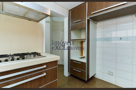 6_photo/94dce3841b.c0d60e92ac840d5b-ATLAS-4557838f-bb45-4e9f-aadf-06f9247c4267.jpg de apartamento à venda com 4 quartos, 180m² em Água Verde, Curitiba