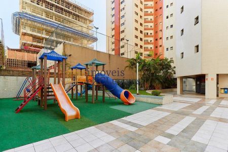 11_photo/94dce3841b.c0d60e92ac840d5b-ATLAS-61fdb5f6-701f-40f7-ae77-aac99a59c5e1.jpg de apartamento à venda com 4 quartos, 180m² em Água Verde, Curitiba