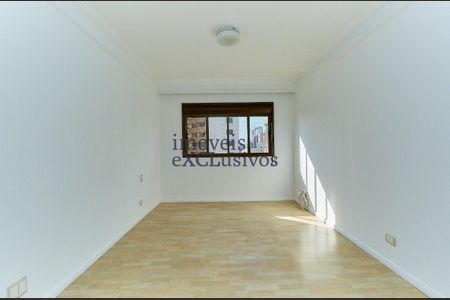 6_photo/94dce3841b.c0d60e92ac840d5b-ATLAS-cf1fda9d-1eec-451c-844f-d72c1e7a098e.jpg de apartamento à venda com 4 quartos, 180m² em Água Verde, Curitiba