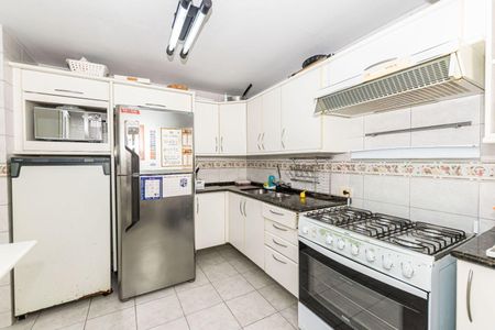 10_photo/94dce3842b.5ec00123e24b38e8-ATLAS-197af9c9-8b7c-4ff2-9431-e9befef193a9.jpg de apartamento à venda com 4 quartos, 175m² em Água Verde, Curitiba