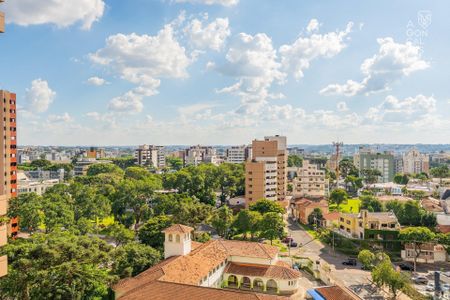 8_photo/94dce3842f.bce12b0d17b8f889-ATLAS-de4abeeb-7fbe-4e60-8428-12ce222ab1df.jpg de apartamento à venda com 3 quartos, 103m² em Água Verde, Curitiba