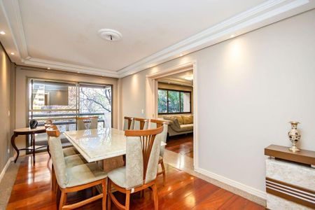 5_photo/94dce38431.0e2ab5f90b6f9ba2-ATLAS-63bccce7-236e-499a-b130-34097b1ca3f3.jpg de apartamento à venda com 3 quartos, 251m² em Água Verde, Curitiba