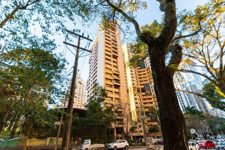 3_photo/94dce38431.6a9d86068720dece-ATLAS-1359507f-dcf4-4602-b2e0-84aa7e636032.jpg de apartamento à venda com 4 quartos, 251m² em Rebouças, Curitiba