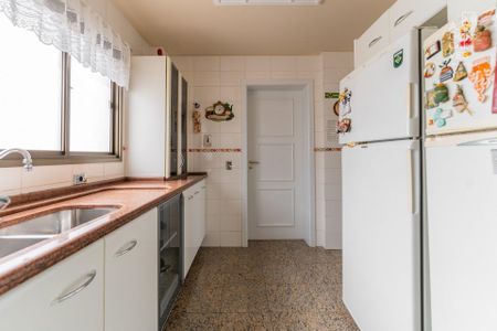 24_photo/94dce38431.6a9d86068720dece-ATLAS-d7e44dc3-d439-47ca-8ec5-845dd353e2c1.jpg de apartamento à venda com 4 quartos, 251m² em Rebouças, Curitiba