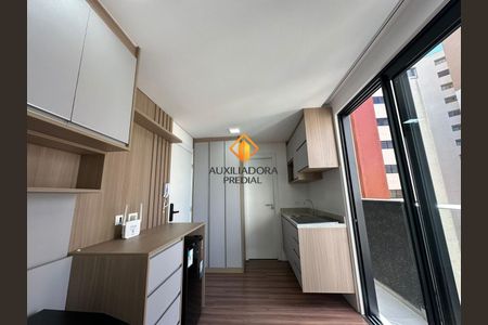 8_photo/94dce3846b.47b5b631c81942ce-ATLAS-920e5d8e-c199-4e2a-9311-e85999a912a9.jpg de kitnet/studio para alugar com 1 quarto, 15m² em Água Verde, Curitiba