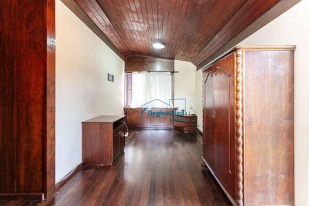 12_photo/94dce38499.4cea1a0b3f6bbd2f-ATLAS-0cd16ba6-694e-4a67-9c79-422c4de0c841.jpg de casa à venda com 4 quartos, 469m² em Água Verde, Curitiba