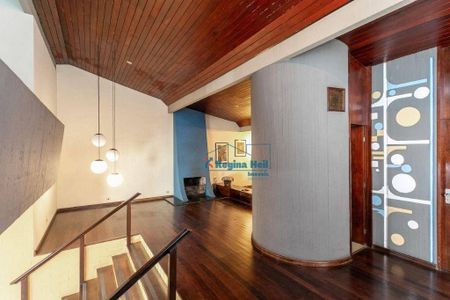 6_photo/94dce38499.4cea1a0b3f6bbd2f-ATLAS-6460761d-1afb-4bf1-aaa6-11c109aa02be.jpg de casa à venda com 4 quartos, 469m² em Água Verde, Curitiba