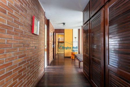 7_photo/94dce38499.4cea1a0b3f6bbd2f-ATLAS-b6c6d349-e1b8-4feb-8496-9f9cf798b9ea.jpg de casa à venda com 4 quartos, 469m² em Água Verde, Curitiba