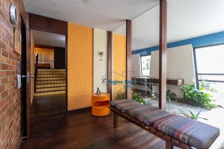 11_photo/94dce38499.4cea1a0b3f6bbd2f-ATLAS-eab12ba4-37f2-4ad3-9a35-e5be656017de.jpg de casa à venda com 4 quartos, 469m² em Água Verde, Curitiba