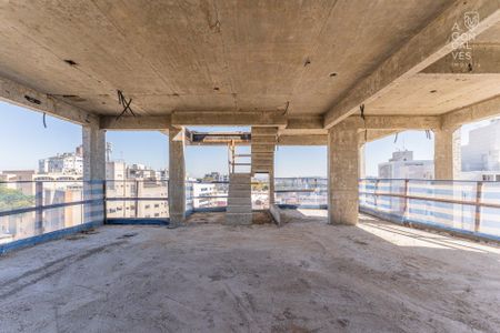 37_photo/94dce3852b.b9f47fff6bee40e1-ATLAS-3dd99a2d-e42f-43da-a3f1-ea3072a31ce2.jpg de apartamento à venda com 3 quartos, 134m² em Seminário, Curitiba