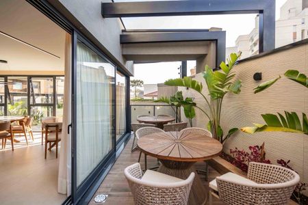 44_photo/94dce3852b.f87c5f63b588f4d4-ATLAS-434b67a6-a957-4d13-a13f-ddc12f12ab9a.jpg de apartamento à venda com 3 quartos, 114m² em Água Verde, Curitiba