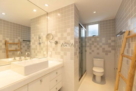 31_photo/94dce38549.5c684a255abc9ae5-ATLAS-280a29f9-2e0a-415f-9e71-2b7452b9cdd5.jpg de apartamento à venda com 3 quartos, 232m² em Água Verde, Curitiba