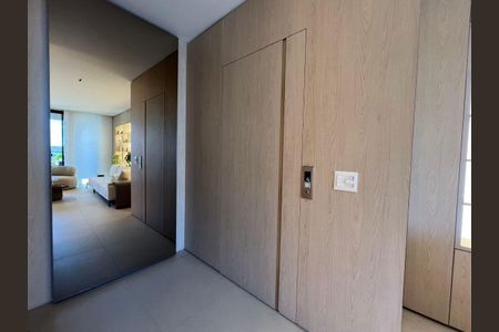 7_photo/94dce38555.7d01d2ab176dea69-ATLAS-0a678f35-e944-4d03-b316-e2b4462f6ad5.jpg de apartamento à venda com 3 quartos, 146m² em Água Verde, Curitiba