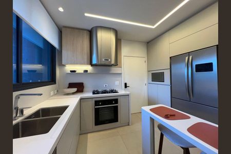 14_photo/94dce38555.7d01d2ab176dea69-ATLAS-76a92cde-168d-4b44-bacd-87dabfd13956.jpg de apartamento à venda com 3 quartos, 146m² em Água Verde, Curitiba