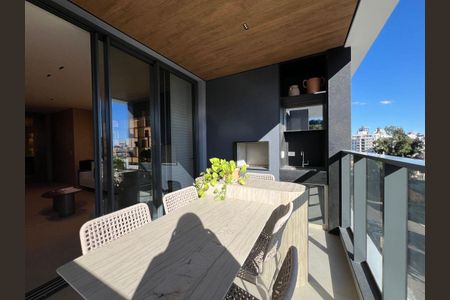 6_photo/94dce38555.7d01d2ab176dea69-ATLAS-a47076b3-ed7b-47f4-8817-954cd82a25fb.jpg de apartamento à venda com 3 quartos, 146m² em Água Verde, Curitiba