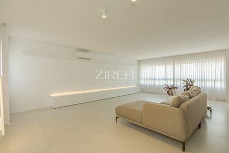 4_photo/94dce38581.a6bec35dfe214c29-ATLAS-a644975e-dff3-4cb3-9d53-48ef79aa9e6a.jpg de apartamento à venda com 4 quartos, 249m² em Água Verde, Curitiba