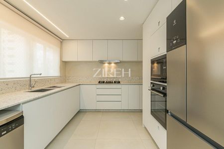 15_photo/94dce38581.a6bec35dfe214c29-ATLAS-c020bf10-fa96-41d7-a70d-85c089b91b9d.jpg de apartamento à venda com 4 quartos, 249m² em Água Verde, Curitiba