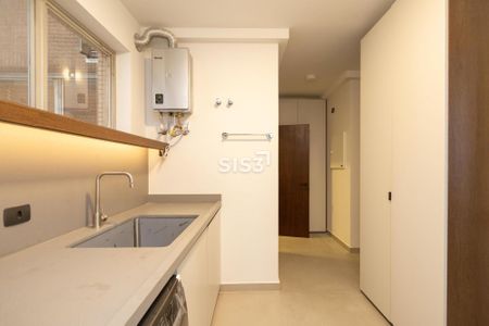 3_photo/94dce38587.cdd1d2f903f9b560-ATLAS-0b9dc9da-6272-4597-8d92-b4085d8202a7.jpg de apartamento à venda com 3 quartos, 197m² em Batel, Curitiba