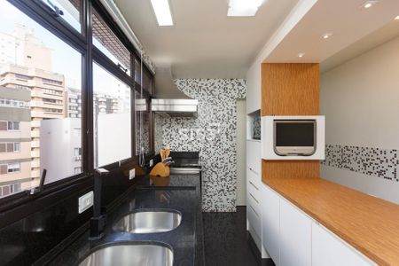 5_photo/94dce38589.08a75a7b2716a63b-ATLAS-7a4c3c5d-2a5d-471a-90d0-e68072f02041.jpg de apartamento à venda com 3 quartos, 262m² em Batel, Curitiba