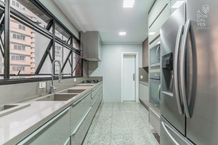 6_photo/94dce38589.44e5ddb8f3ebc1ac-ATLAS-47336d75-9172-41d6-9bc2-ec00223191b0.jpg de apartamento à venda com 3 quartos, 263m² em Batel, Curitiba