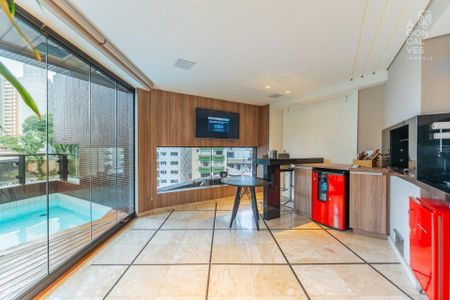 5_photo/94dce38589.44e5ddb8f3ebc1ac-ATLAS-d45e819f-9846-485f-9846-da5a986eb98a.jpg de apartamento à venda com 3 quartos, 263m² em Batel, Curitiba