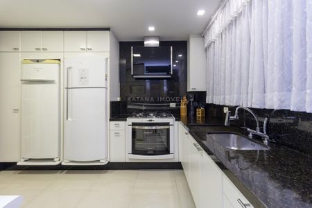 34_photo/94dce3858d.98cf39ec7952f033-ATLAS-26261dbf-93a4-4eb4-9e7f-7ee684e86c88.jpg de apartamento à venda com 4 quartos, 240m² em Batel, Curitiba