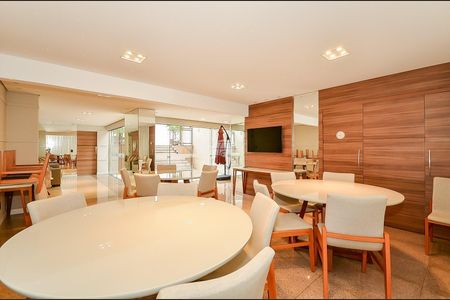 43_photo/94dce3858f.c0c7af3cef2f6784-ATLAS-b9fbbb9b-cc0f-4c29-b4a9-38f267e17067.jpg de apartamento à venda com 2 quartos, 110m² em Batel, Curitiba