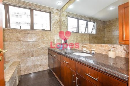 11_photo/94dce385ad.cce03887c7d72c1f-ATLAS-fb2d3615-ed95-4cfe-95d8-d1e088831b64.jpg de apartamento à venda com 4 quartos, 213m² em Água Verde, Curitiba