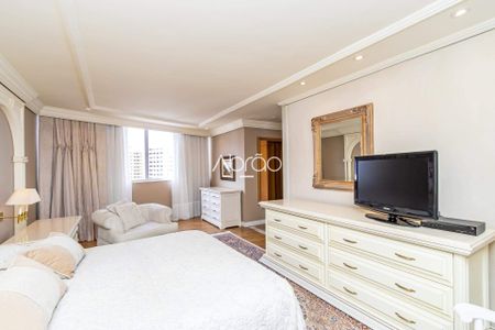 4_photo/94dce385b1.131c711fc740dfc3-ATLAS-b5ac47d0-df69-4de4-b61f-4de09d2f56aa.jpg de apartamento à venda com 4 quartos, 263m² em Água Verde, Curitiba