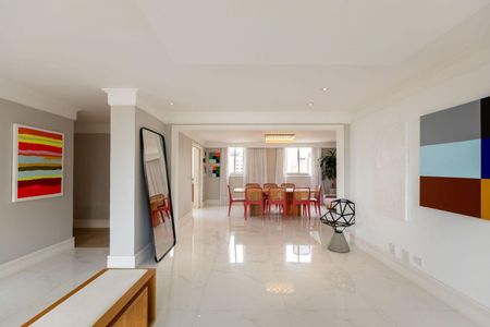 10_photo/94dce385b1.54a38a6bda5720ec-ATLAS-10342f95-8e8c-4985-bf5d-6cd2b1cdc062.jpg de apartamento à venda com 3 quartos, 263m² em Água Verde, Curitiba