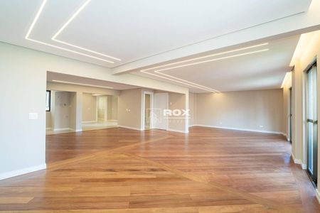 9_photo/94dce385bb.e82fc8f85c335298-ATLAS-3561efa1-b773-4f9f-a623-bbfdc5f7dd3e.jpg de apartamento à venda com 3 quartos, 193m² em Água Verde, Curitiba