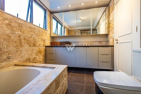 18_photo/94dce385cb.1f0f39cedcef6bef-ATLAS-7a01b2fd-91b1-4335-aeec-810bde8f2522.jpg de apartamento à venda com 4 quartos, 214m² em Água Verde, Curitiba