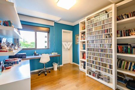 13_photo/94dce385cb.1f0f39cedcef6bef-ATLAS-8549fe80-4121-4d4a-85c4-fb26ccf7bef9.jpg de apartamento à venda com 4 quartos, 214m² em Água Verde, Curitiba