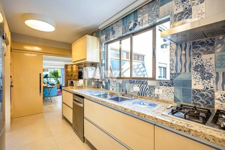 8_photo/94dce385cb.1f0f39cedcef6bef-ATLAS-cae268e0-9e57-4683-beb4-2af93bbea639.jpg de apartamento à venda com 4 quartos, 214m² em Água Verde, Curitiba