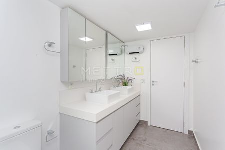 26_photo/94dce385d1.392d21d231deca5e-ATLAS-1b097e44-e7f0-46e8-8689-885cedfccce8.jpg de apartamento à venda com 3 quartos, 165m² em Água Verde, Curitiba