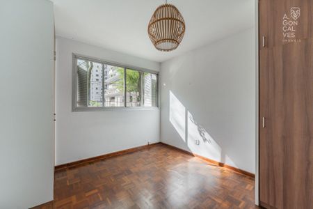 11_photo/94dce385d3.9eaf1512ec13e70d-ATLAS-3e3969d0-ecaf-450a-887e-cd58aeeb3e64.jpg de apartamento à venda com 4 quartos, 187m² em Água Verde, Curitiba