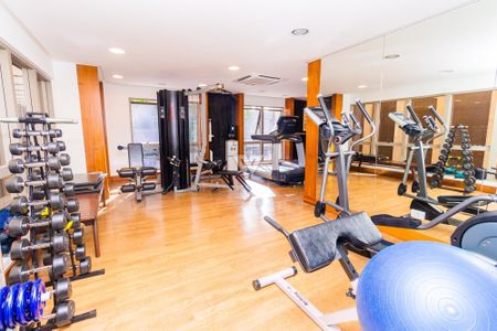 38_photo/94dce385d5.800d7b2d00eb5e46-ATLAS-882a7edf-5983-4544-ac65-29e052d0bbe2.jpg de apartamento à venda com 4 quartos, 395m² em Água Verde, Curitiba