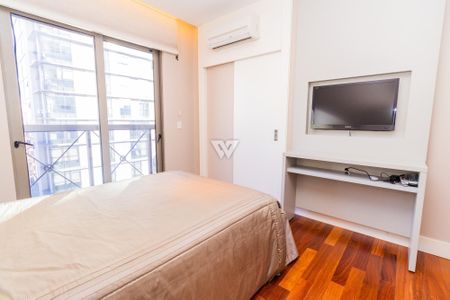 19_photo/94dce385d5.800d7b2d00eb5e46-ATLAS-89e10edf-d155-40be-a138-d7cc79432b33.jpg de apartamento à venda com 4 quartos, 395m² em Água Verde, Curitiba