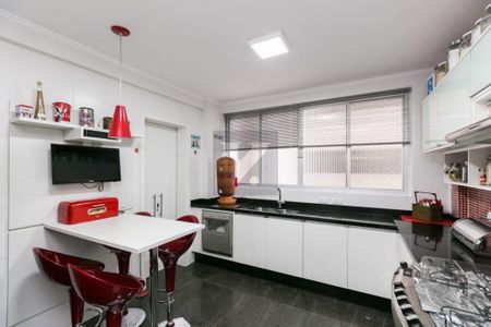 2_photo/94dce385f3.8815b0ba80454d62-ATLAS-10b80cc9-a78c-496f-bde4-8876357c8fcf.jpg de apartamento à venda com 4 quartos, 240m² em Batel, Curitiba