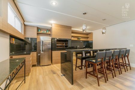 8_photo/94dce38603.e2b872602b1e64b6-ATLAS-2fec1b4e-00b8-440b-86b3-90dec3c23ab0.jpg de apartamento à venda com 4 quartos, 318m² em Água Verde, Curitiba