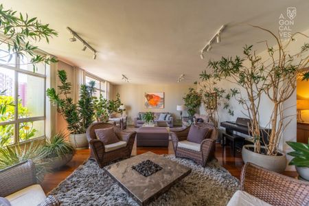 7_photo/94dce3860d.b33ace3b08240f59-ATLAS-9027a767-be42-4901-b6c8-e2cfb2ea5087.jpg de apartamento à venda com 4 quartos, 430m² em Água Verde, Curitiba