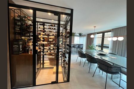 11_photo/94dce38635.7d01d2ab176dea69-ATLAS-7ca626d2-bffa-4eae-b545-6119580720ed.jpg de apartamento à venda com 2 quartos, 176m² em Água Verde, Curitiba