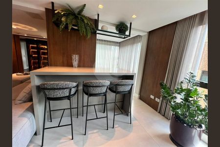 11_photo/94dce38635.7d01d2ab176dea69-ATLAS-b5b79b80-e1d7-460a-9ce2-a0ee5b8dd160.jpg de apartamento à venda com 2 quartos, 176m² em Água Verde, Curitiba