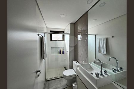 12_photo/94dce38635.7d01d2ab176dea69-ATLAS-e2a5cf42-8986-4f54-9b4a-2d454d3beabf.jpg de apartamento à venda com 2 quartos, 176m² em Água Verde, Curitiba