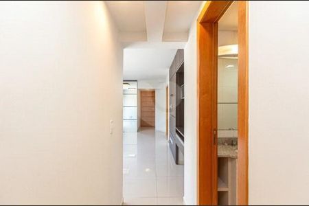 2_photo/94dce38635.c7048a8dc0618162-ATLAS-c4291a8b-e21e-48c9-b6b9-c1685b7f1e0e.jpg de apartamento à venda com 2 quartos, 72m² em Água Verde, Curitiba