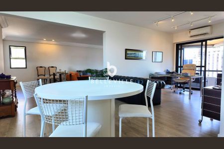 12_photo/94dce38637.826aa08d214c4ef3-ATLAS-7ef7dd43-e4cf-40ac-b67f-9998460e2565.jpg de apartamento para alugar com 3 quartos, 197m² em Água Verde, Curitiba